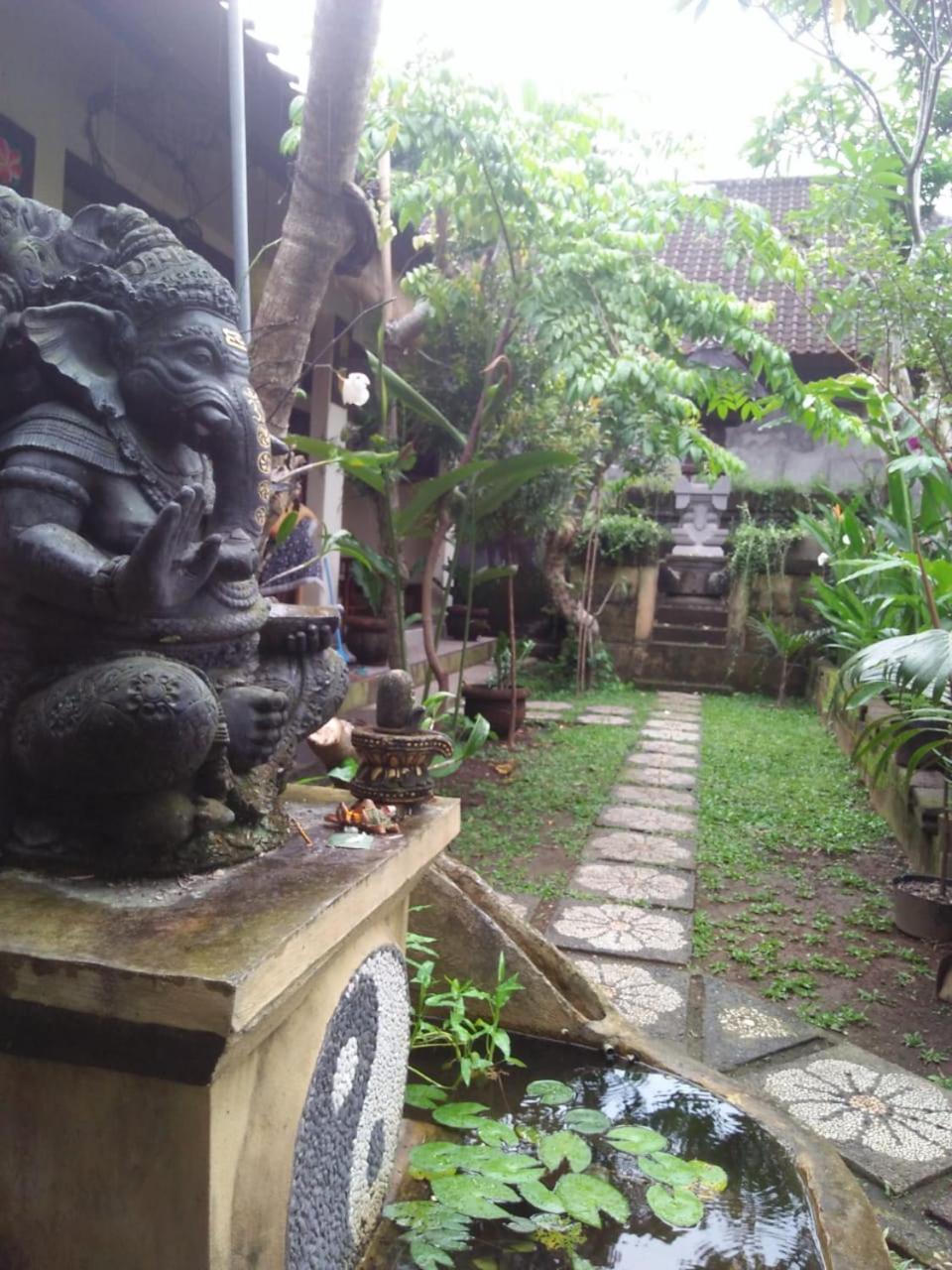 Lionk Bali House Panzió Ubud Kültér fotó