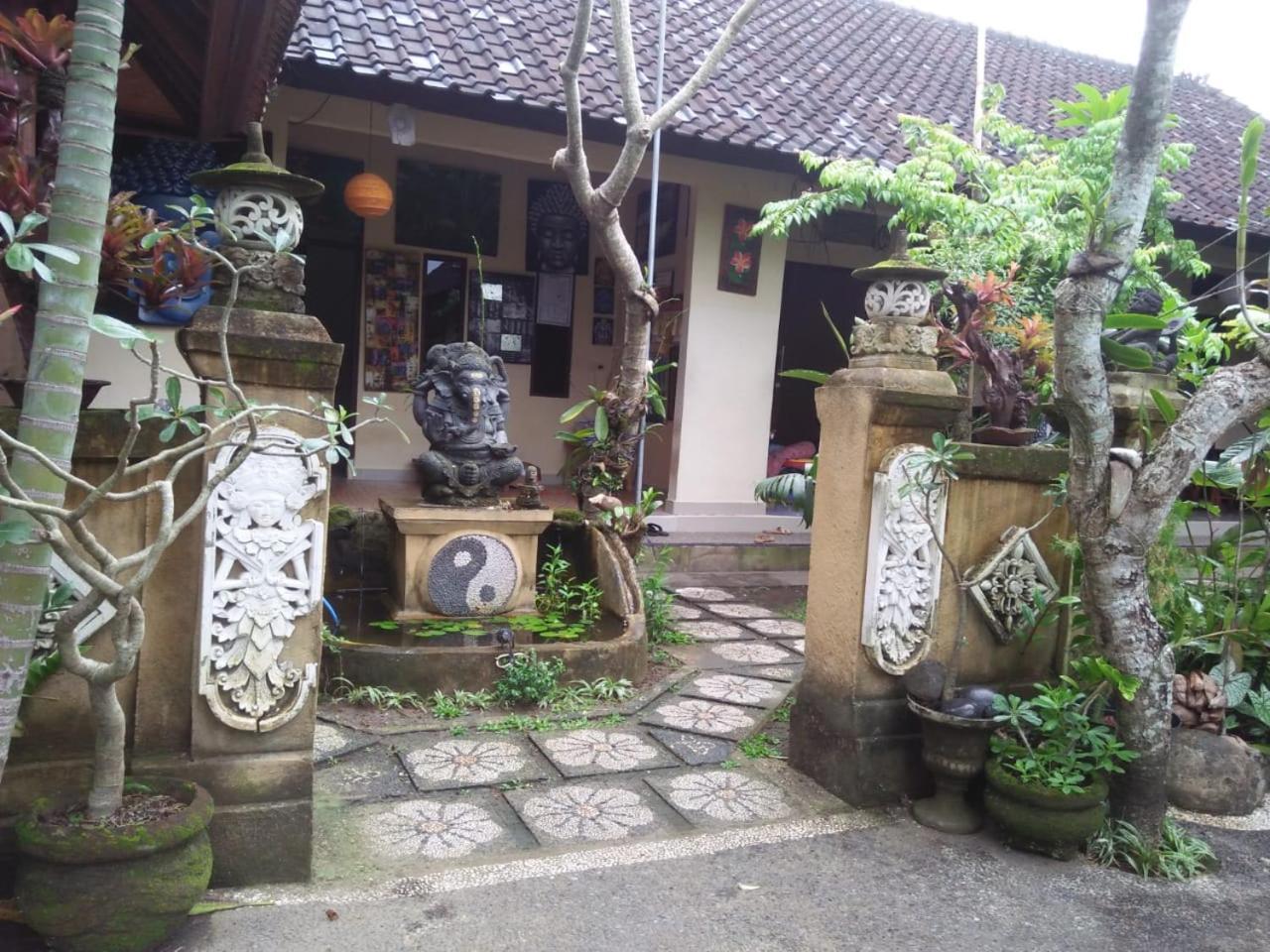 Lionk Bali House Panzió Ubud Kültér fotó
